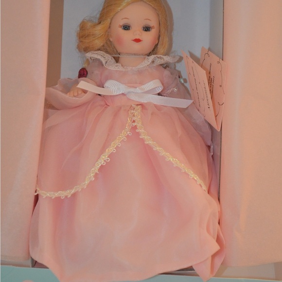 Madame Alexander Storybook Sleeping Beauty Collectible Doll